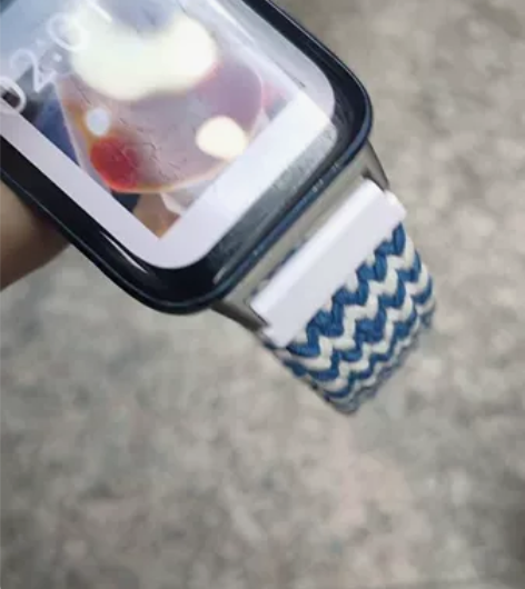 带esim，摸鱼神器，oppo watch...