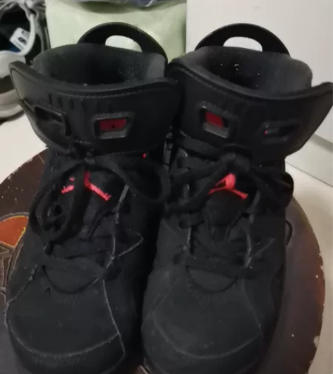乔丹，运动鞋，转需。20cm 感兴趣的话点...