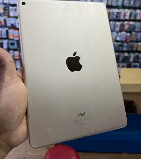 95新ipad air2金色9.7英寸ip...