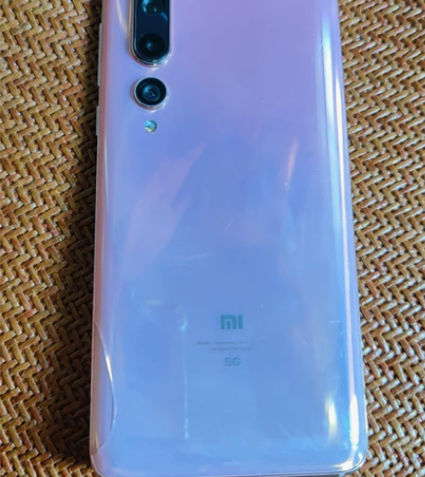 小米10(5g)8+128后盖有一点小裂,...