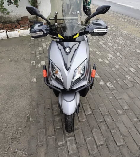 刚买几个月的铃木uy百年纪念版，新车105...