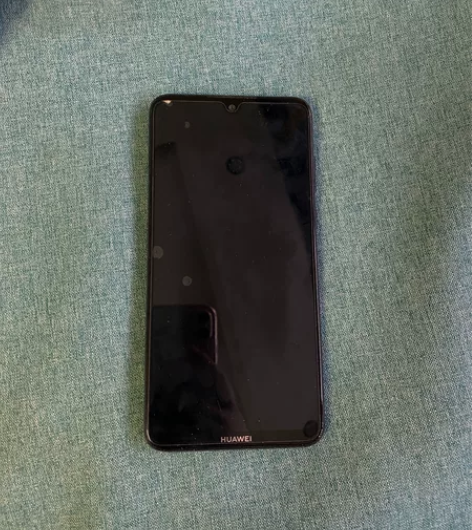 华为畅想MAX 成色如图，四角有磕碰，背面...