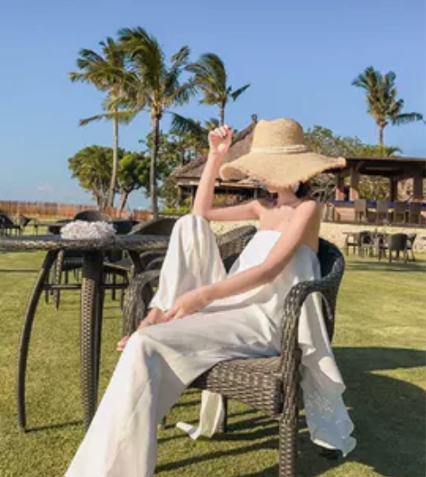 白色抹胸连体裤女2022新款夏季气质显瘦高...