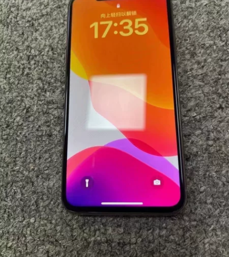 苹果11ProMax全网64g 已黑解插卡...