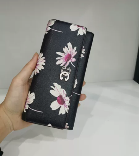 啄木鸟女士钱包，全新30包邮，面料：PVC...