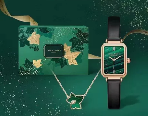 初恋情人一直记着我的生日，十年了还没忘记我...