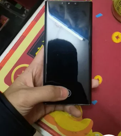 华为mate30pro8+256版本，全好...