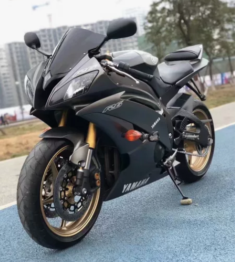 13年的雅马哈R6。重点看图…3…低价出售...