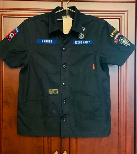 izzue男/女装短袖衬衫春夏潮流军事风刺...