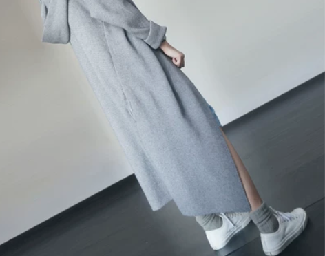 ?毛衣橘色超厚实 感兴趣的话点“我想要”和...