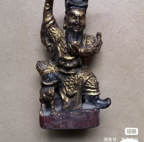 木头的传统民俗民间特色手工艺木雕人物佛像鎏...