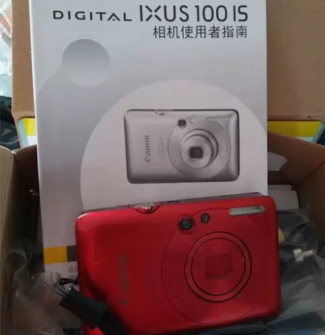佳能1001s数码相机，因为购买单反，闲置...