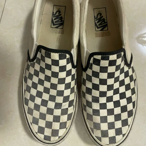 vans棋盘格 89新 让我刷掉色了,可以...