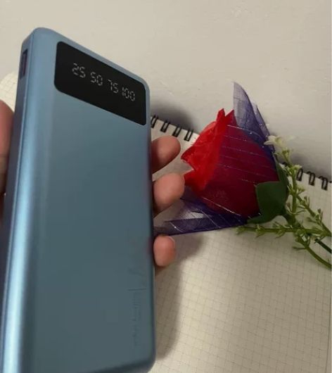 【赔钱卖】10W 2.1A极速充电充电宝全...