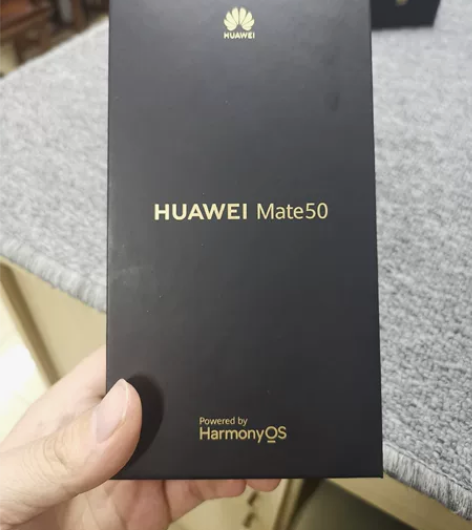 华为mate50  8+128充新全套！成...