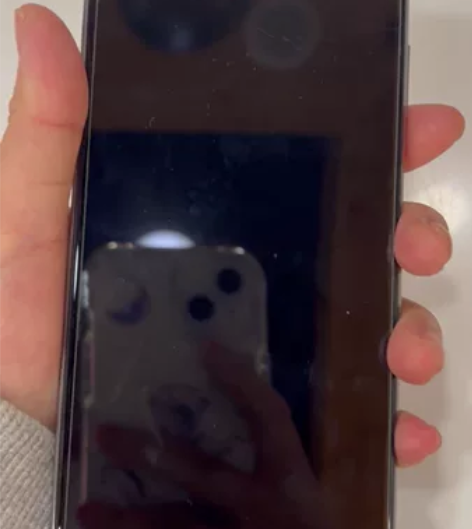 华为nova6se后壳有划痕 手机很顺没有...