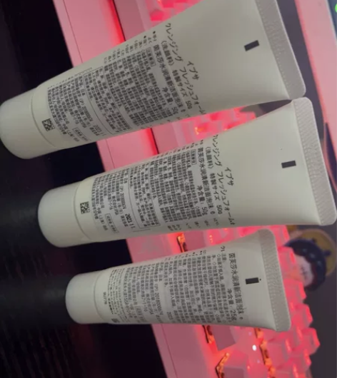 茵芙莎洁面 50ml×2 再送个25ml ...