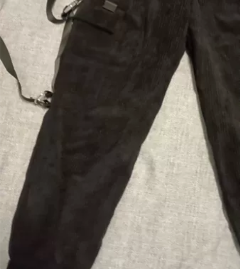 爱依服灯芯绒工装裤女潮秋冬新款显瘦帅气束脚...