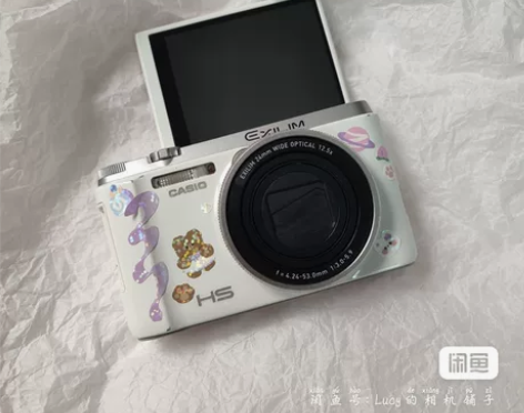 卡西欧zr1000 奶白色 有掉漆，用贴纸...