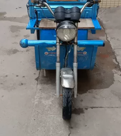 新到二手飞鸽电动三轮车 成色如图，锂电池6...