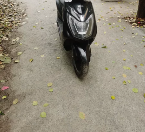 台铃电动车便宜卖了，放在家里也没人骑，所以...