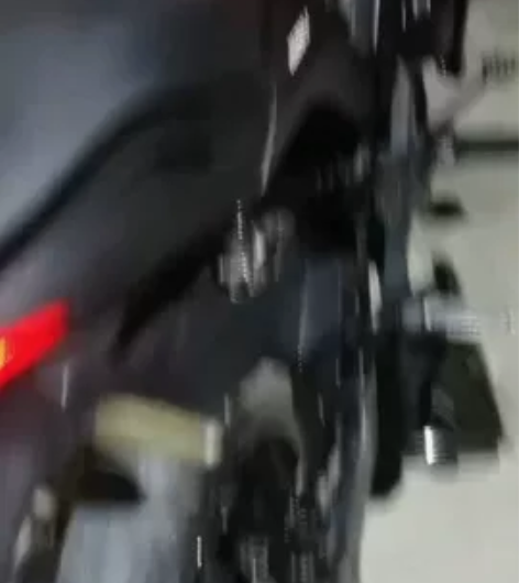17年银钢小怪兽200cc,二手户,实表3...