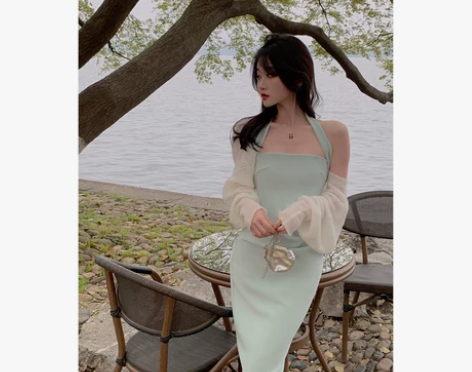 佐佐家小个子 纯欲风挂脖连衣裙女夏季修身显...