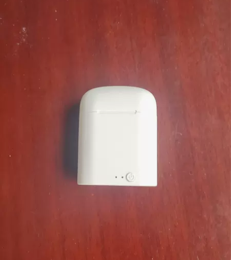 使用方法 ，打开舱盖儿 拿出耳机 ，记住 ...