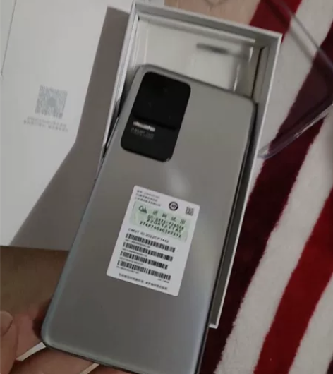 红米K50，刚买几天的准新手机，用不习惯！...