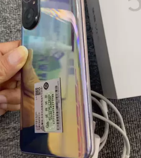 自用荣耀50se8十128g内存 95成新...