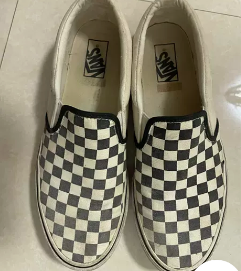 vans棋盘格 89新 让我刷掉色了，可以...