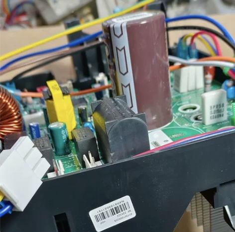 格力原厂二代208通用电器盒变频板0170...