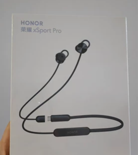 全新的运动蓝牙耳机转卖,有意者联系我,全新...