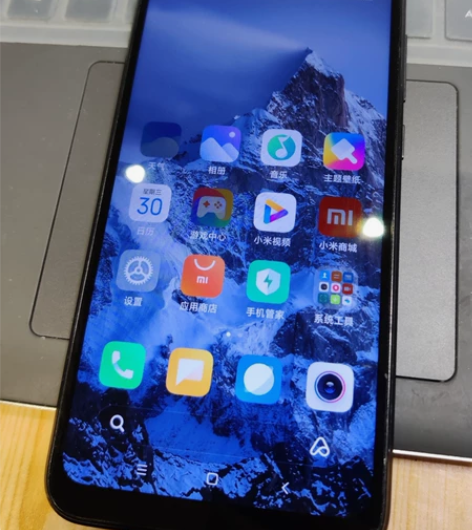 8新MIUI/小米 红米 9A  二手手机...
