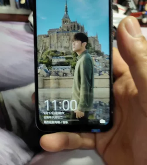 华为荣耀Magic2 8+128 游戏拍照...