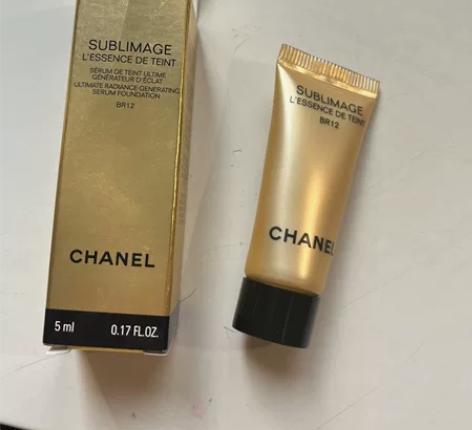 Chanel香奈儿奢华精粹滋养粉底液小样5...