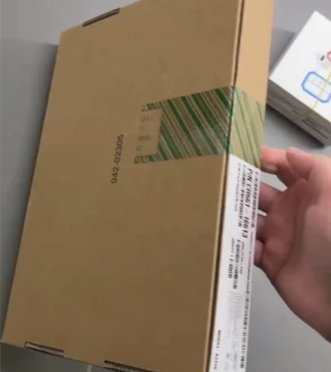 出iPad Air4 64G 天蓝色官换机...