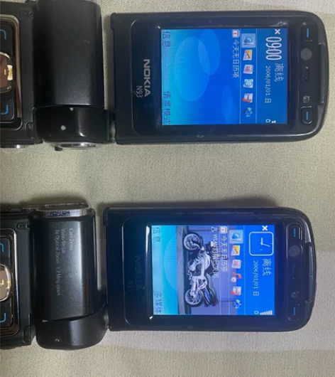 经典诺基亚N93两部，打电话没问题，照相时...