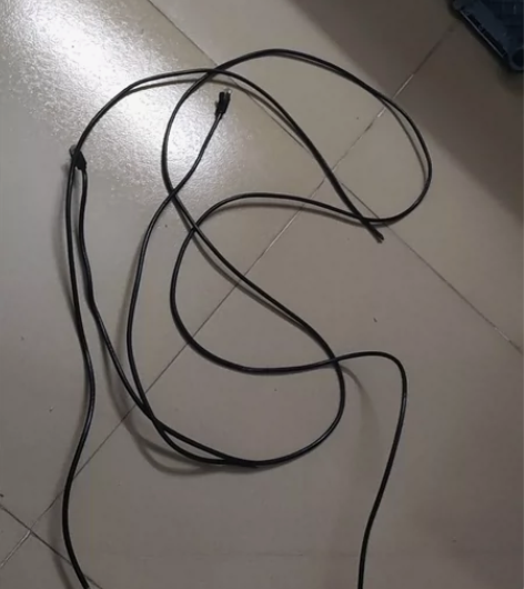 5米长的网线，断了，但头都在，需要自己有工...