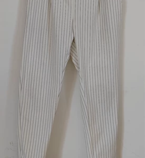 细条纹白色女式休闲裤,后松紧腰,聚酯纤维面...