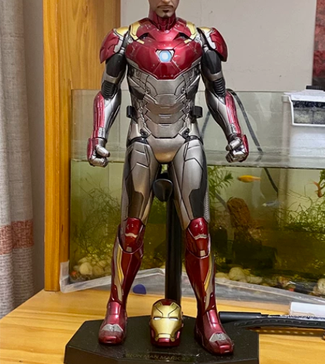 crazy toys钢铁侠手办 复仇者联盟...