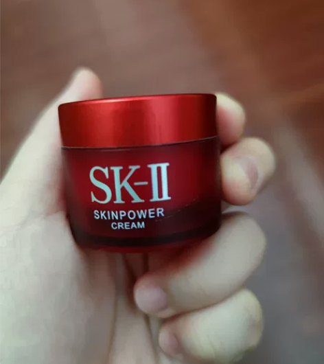 sk2大红瓶面霜滋润版15g，75一只，两...
