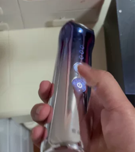 雅萌ace pro美容仪,还有大半瓶凝胶没...