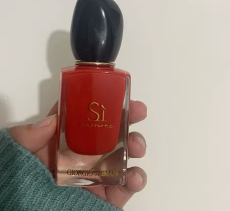 阿玛尼挚爱香水30ml 代购300入手，用...
