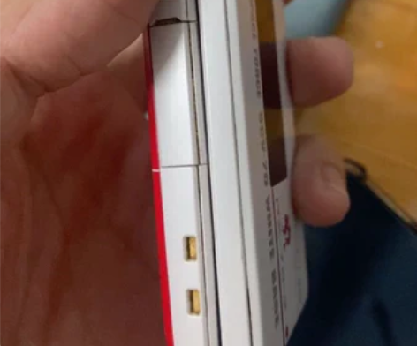 夏普945shg 成色大概8.5不可通话,...