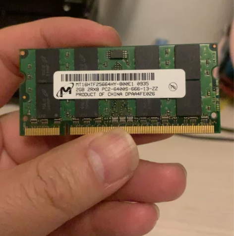 镁光 笔记本 2G DDR2  内存条。每...
