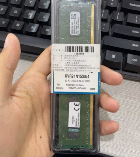 金士顿4g内存，未拆，其他不知，看图拍。 ...