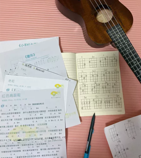 威伯尤克里里初学者男女生初学入门乌克丽丽儿...