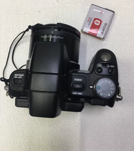 索尼H50相机 成色见图，功能正常。 15...