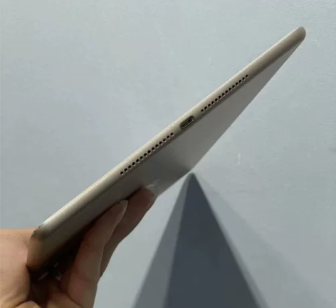 二手iPad6 Air2    金色  有...